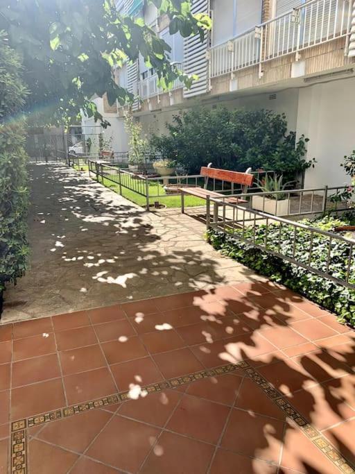 Apartament Bouquet Dream La Pineda Zewnętrze zdjęcie